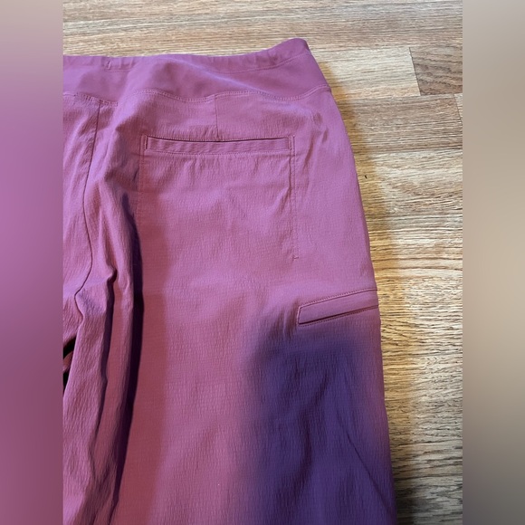 Athleta women’s Maroon Joggers size 12 - Picture 4 of 9
